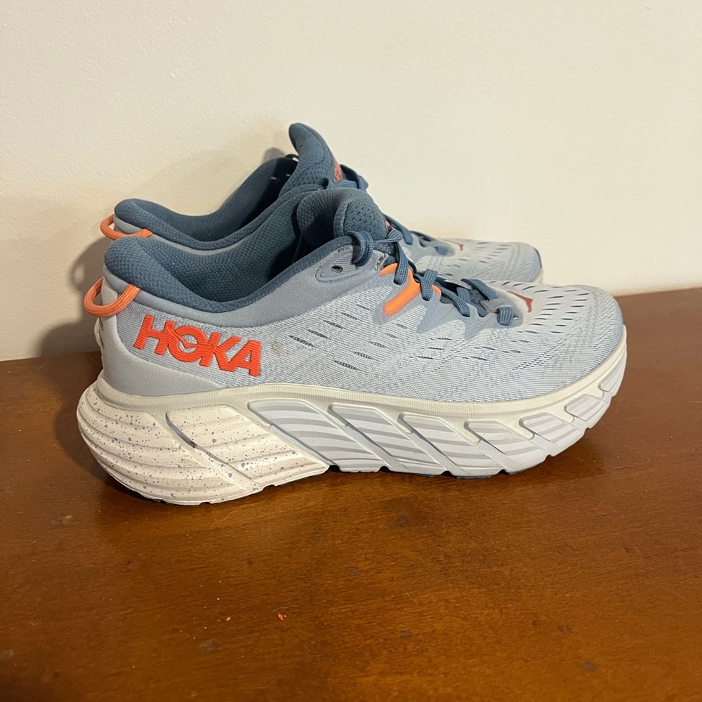 Hoka Graviota 4 Running Shoes - Picture 2 of 8